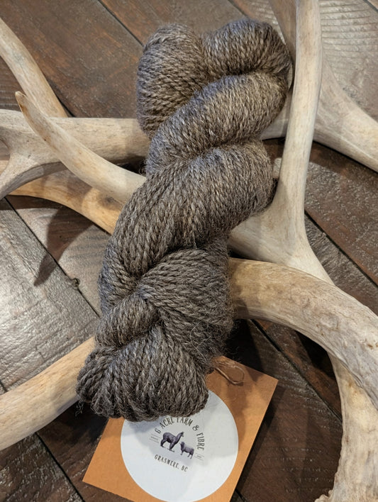 Alpaca/Romney. DK/Worsted